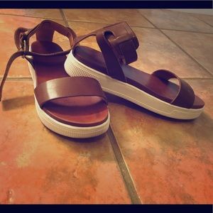 MIA sandals with ankle strap! Flatform